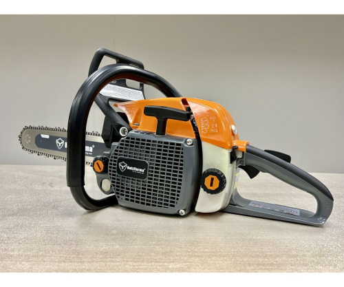 Бензопила Holzfforma G028