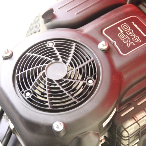 Косилка с сиденьем (садовый мини-трактор) EVOline TRG 84 M