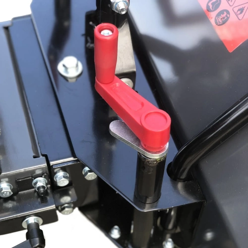 Бензиновая подметальная машина EVOline SWG 620-160